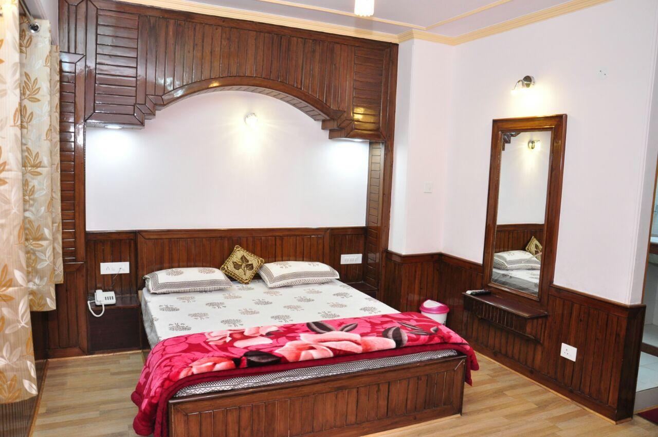 Sara Hotel Narkanda Buitenkant foto